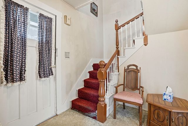 41 Grant St, Milford, MA 01757