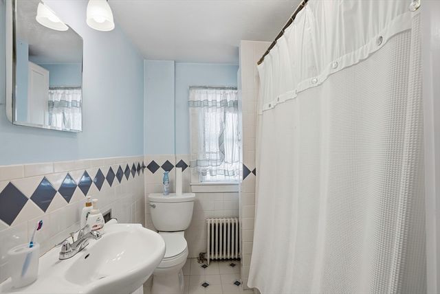 41 Grant St, Milford, MA 01757