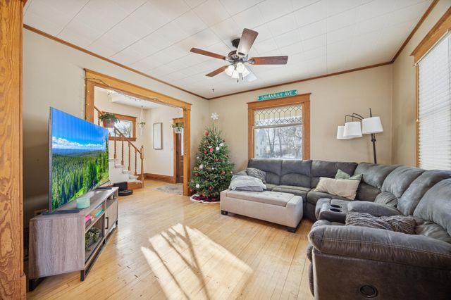 800 Mckinley Place S, Saint Cloud, MN 56301