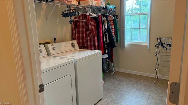 1721 Timber Cove Court, Winston-salem, NC 27127