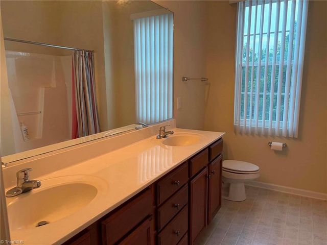 1721 Timber Cove Court, Winston-salem, NC 27127