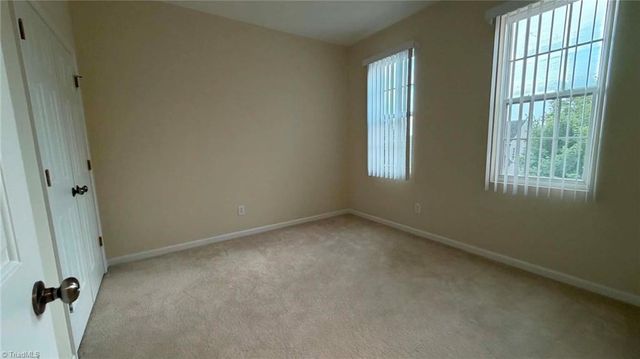 1721 Timber Cove Court, Winston-salem, NC 27127