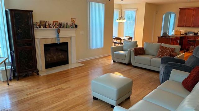 1721 Timber Cove Court, Winston-salem, NC 27127