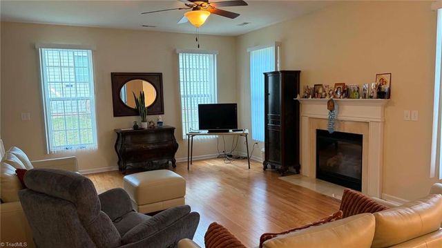 1721 Timber Cove Court, Winston-salem, NC 27127