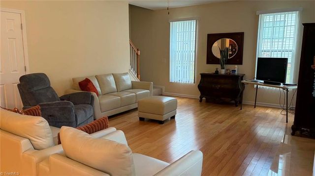 1721 Timber Cove Court, Winston-salem, NC 27127