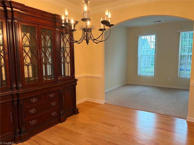1721 Timber Cove Court, Winston-salem, NC 27127