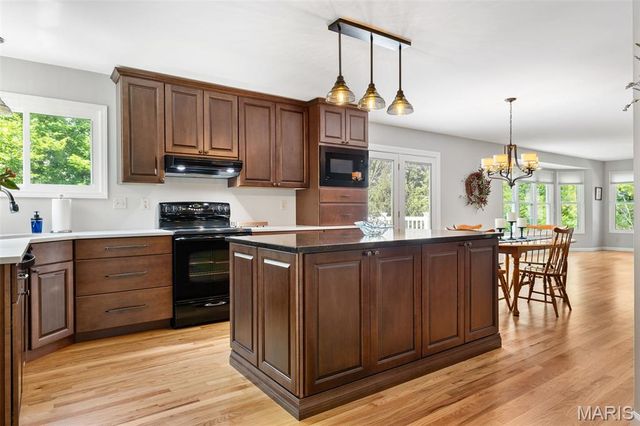 3523 Brookwood Circle, St Charles, MO 63301