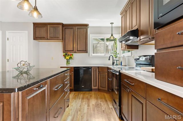 3523 Brookwood Circle, St Charles, MO 63301
