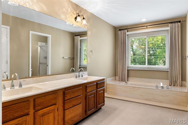 3523 Brookwood Circle, St Charles, MO 63301