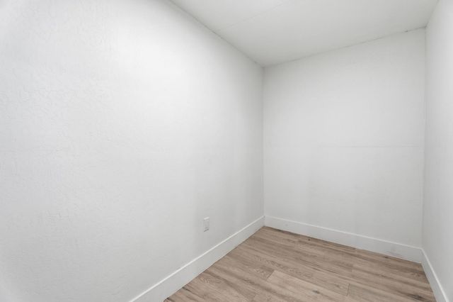 10326 N Fowler Avenue, Clovis, CA 93619