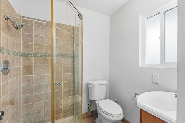 10326 N Fowler Avenue, Clovis, CA 93619