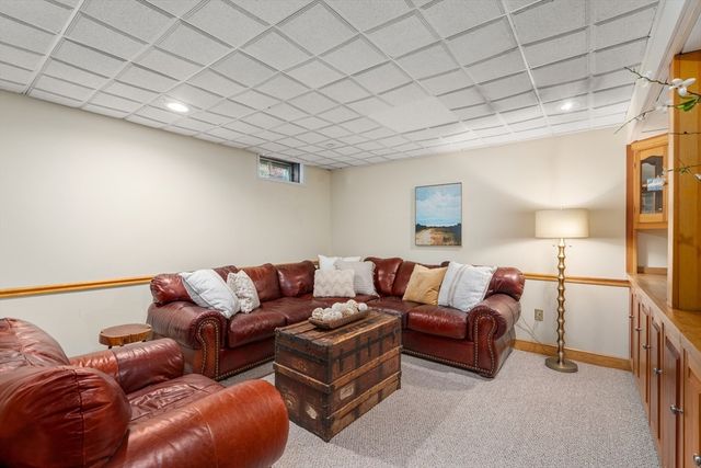 6 Brimstone Lane, Sudbury, MA 01776
