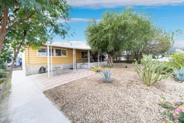 32581 Desert Moon, Thousand Palms, CA 92276