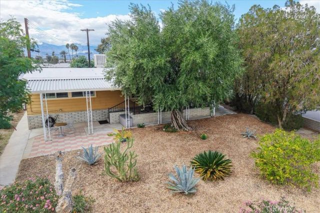 32581 Desert Moon, Thousand Palms, CA 92276