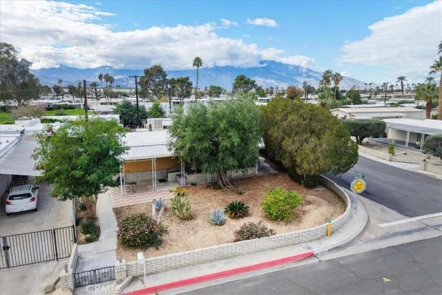 32581 Desert Moon, Thousand Palms, CA 92276