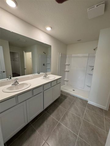 8878 SW 48TH AVENUE, Ocala, FL 34476