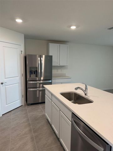 8878 SW 48TH AVENUE, Ocala, FL 34476