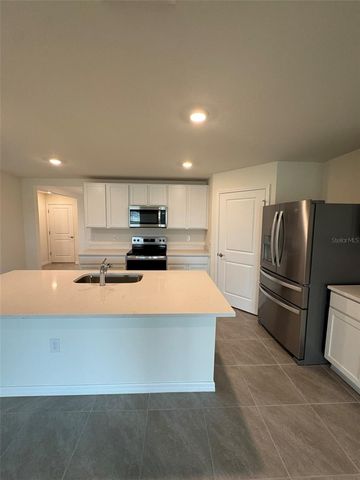 8878 SW 48TH AVENUE, Ocala, FL 34476