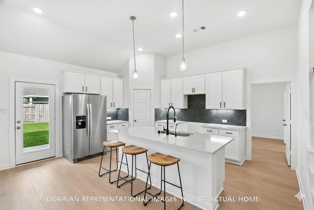 3625 Reina Reach Lane, Santa Fe, TX 77510