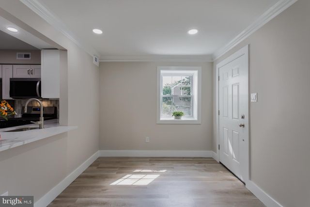 2211 SOCIETY PL, Newtown, PA 18940