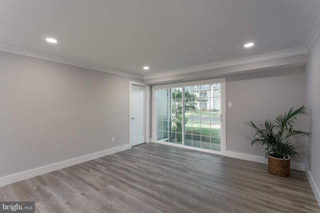 2211 SOCIETY PL, Newtown, PA 18940
