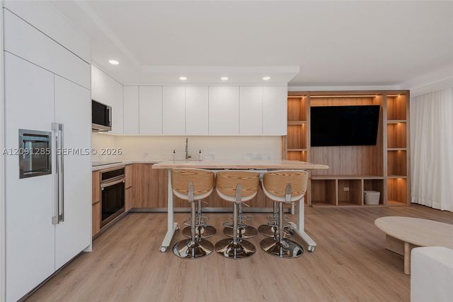 2301 Collins Ave 834, Miami Beach, FL 33139