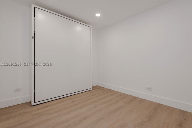 2301 Collins Ave 834, Miami Beach, FL 33139