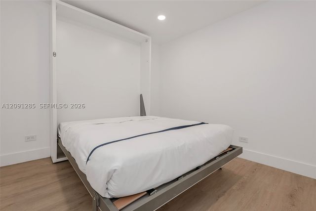 2301 Collins Ave 834, Miami Beach, FL 33139