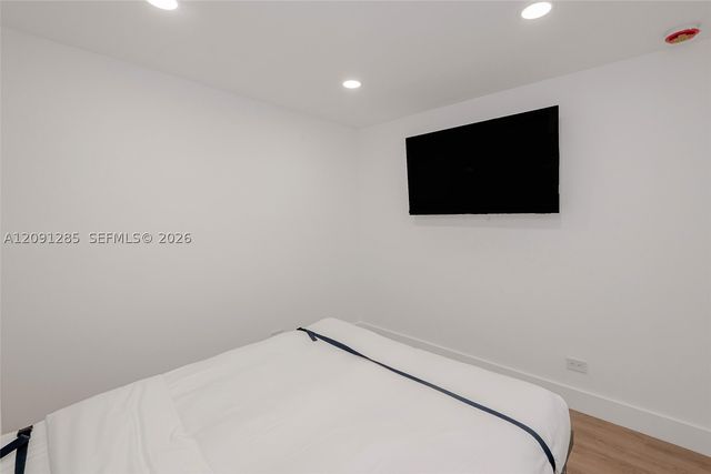 2301 Collins Ave 834, Miami Beach, FL 33139