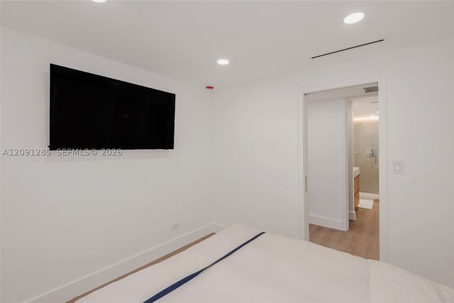 2301 Collins Ave 834, Miami Beach, FL 33139