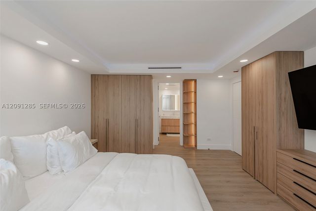 2301 Collins Ave 834, Miami Beach, FL 33139