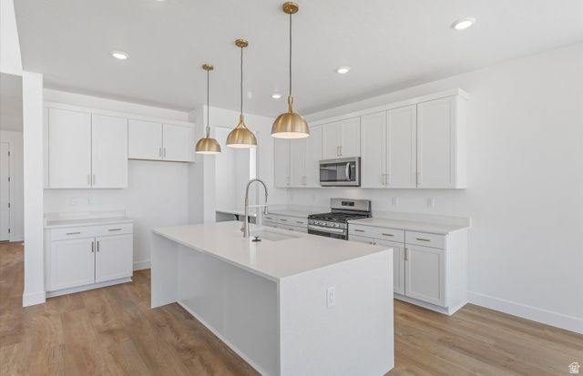 4875 N TOPAZ DR, Eagle Mountain, UT 84005