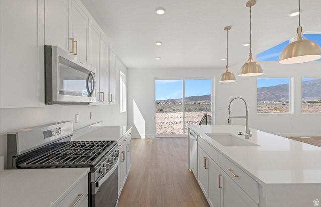4875 N TOPAZ DR, Eagle Mountain, UT 84005