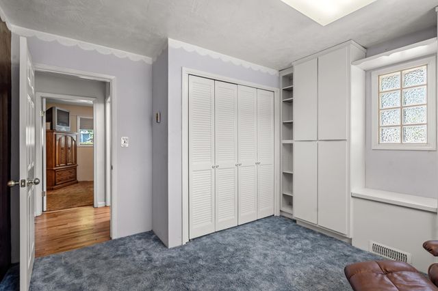 110 N 2nd Street, Talent, OR 97540