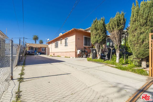 1139 S Kingsley Drive, Los Angeles, CA 90006