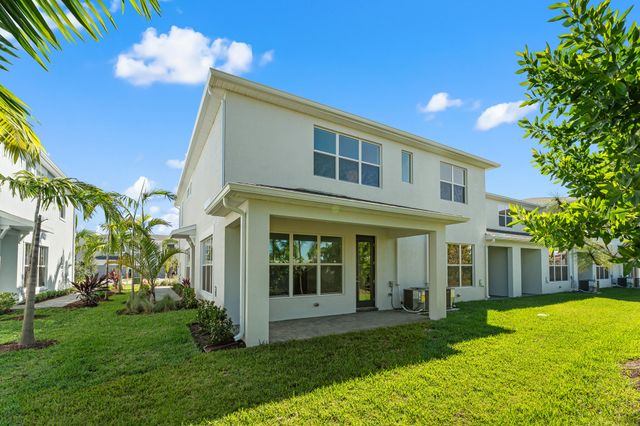 3591 NW Solange Court, Jensen Beach, FL 34957