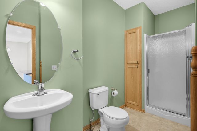 6604 Pine Crest Trail S, Cottage Grove, MN 55016