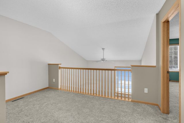 6604 Pine Crest Trail S, Cottage Grove, MN 55016