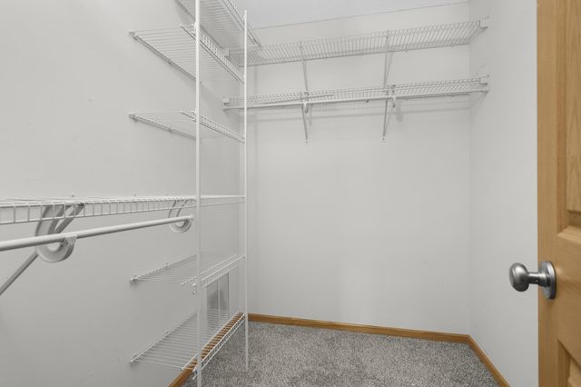 6604 Pine Crest Trail S, Cottage Grove, MN 55016