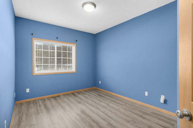 6604 Pine Crest Trail S, Cottage Grove, MN 55016