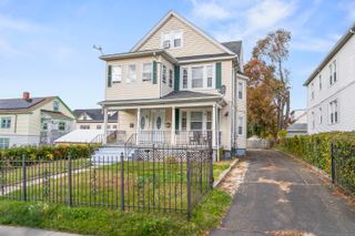 218 Holcomb Street, Hartford, CT 06112