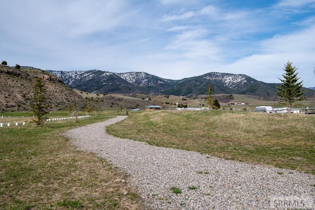 Image 22 of property listing at 141 Creekside Lane, Swan Valley, ID 83449