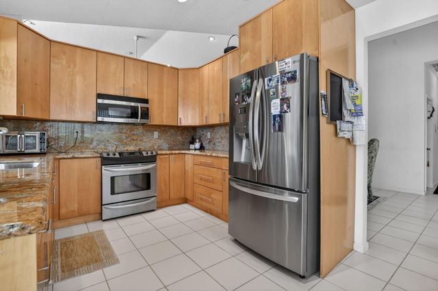 19348 Cherry Hills Terrace, Boca Raton, FL 33498