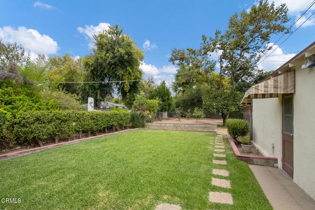 2837 Estado Street, Pasadena, CA 91107