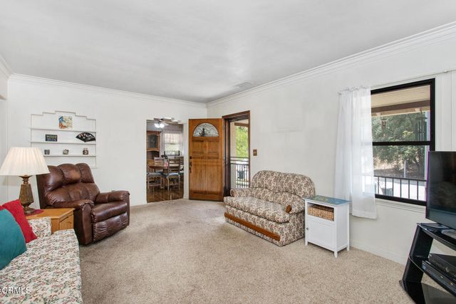 2837 Estado Street, Pasadena, CA 91107