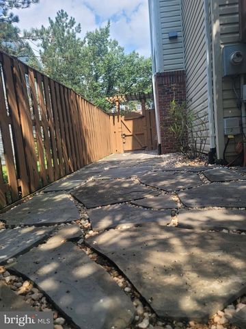 13031 ROSE PETAL CIR, Herndon, VA 20171