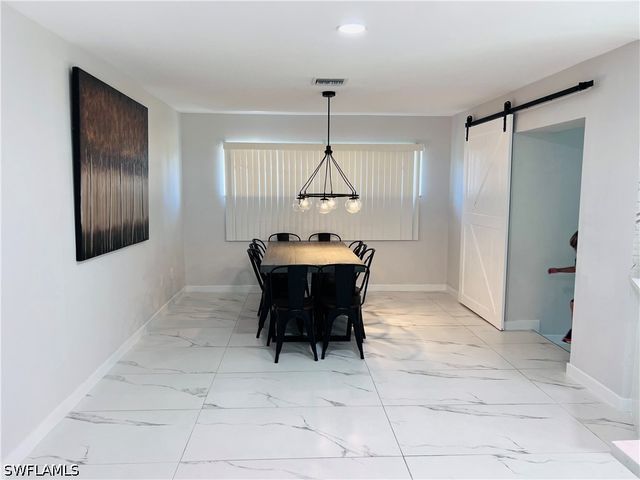 4439 Parrot AVE, Naples, FL 34104