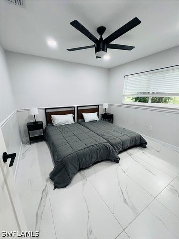 4439 Parrot AVE, Naples, FL 34104