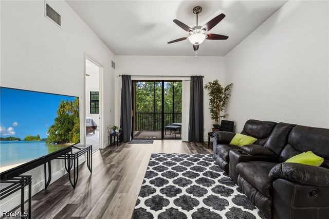 13651 Julias WAY 1422, Fort Myers, FL 33919