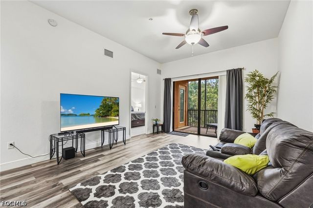 13651 Julias WAY 1422, Fort Myers, FL 33919